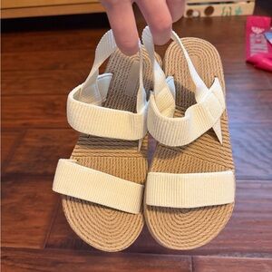 SHEIN White and Tan Sandals